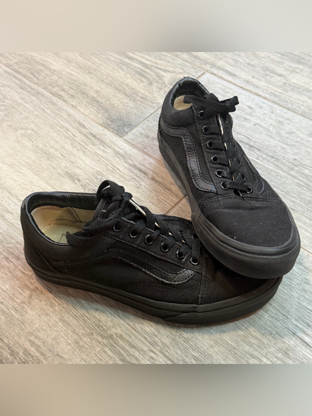 Vans Old Skool Men's 5.5 Women's 7 Triple Black Canvas Skate Shoes Low Top